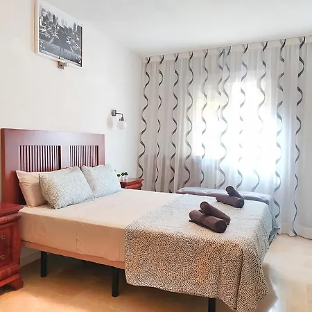 Inmogest - Apartamento Cristina Ii 6 Personas Malaga